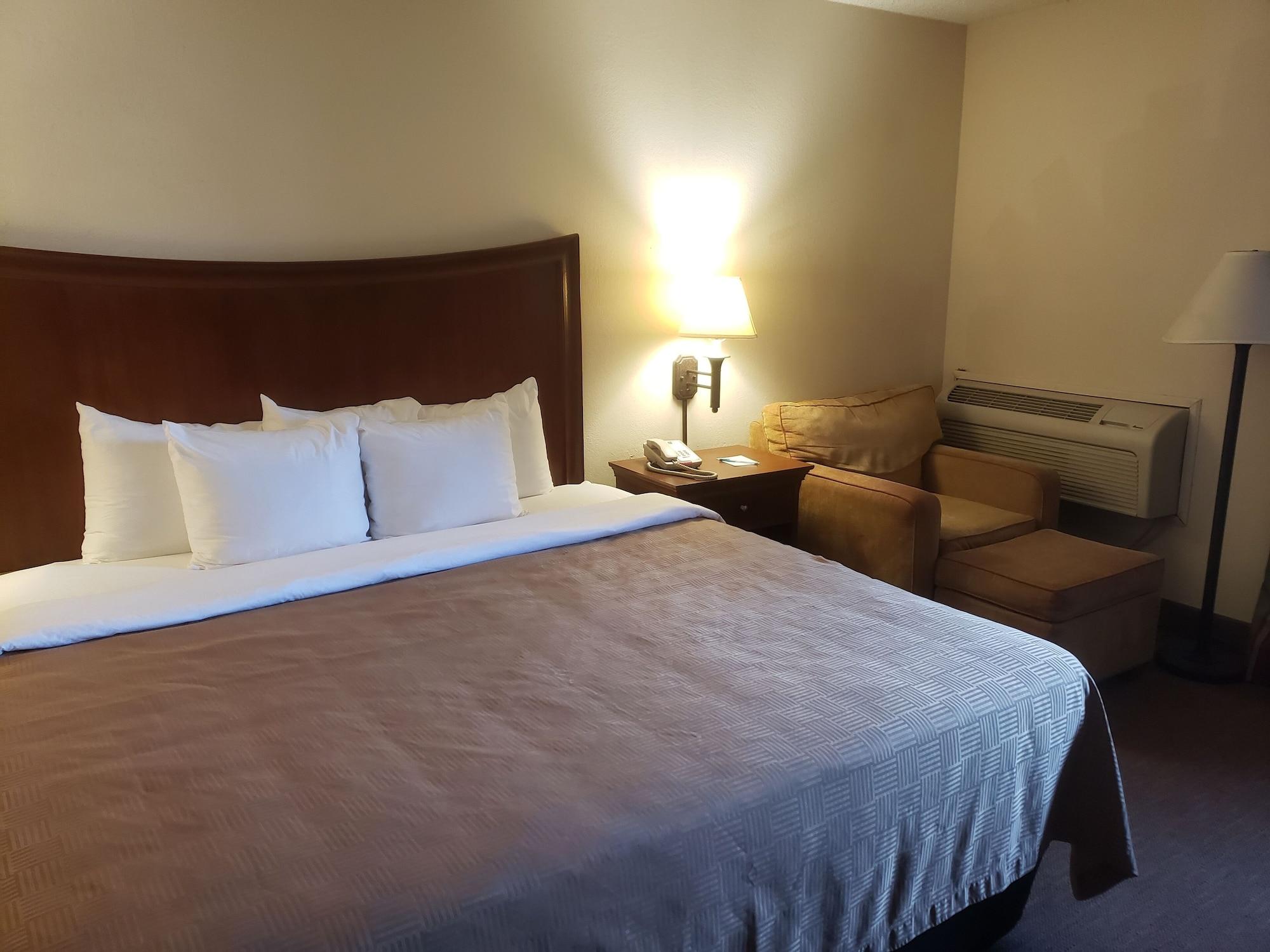 Tulsa Square Hotel Central, I-44 By Oyo Экстерьер фото