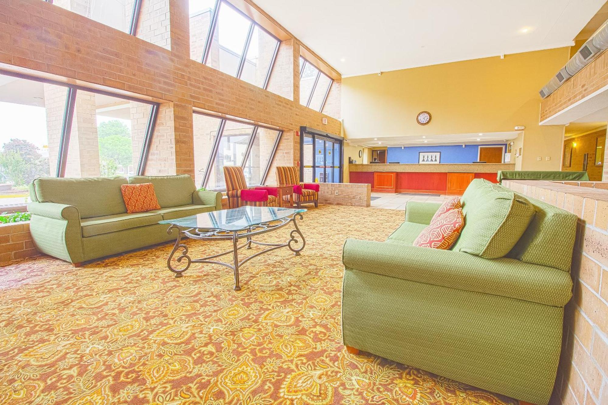 Tulsa Square Hotel Central, I-44 By Oyo Экстерьер фото