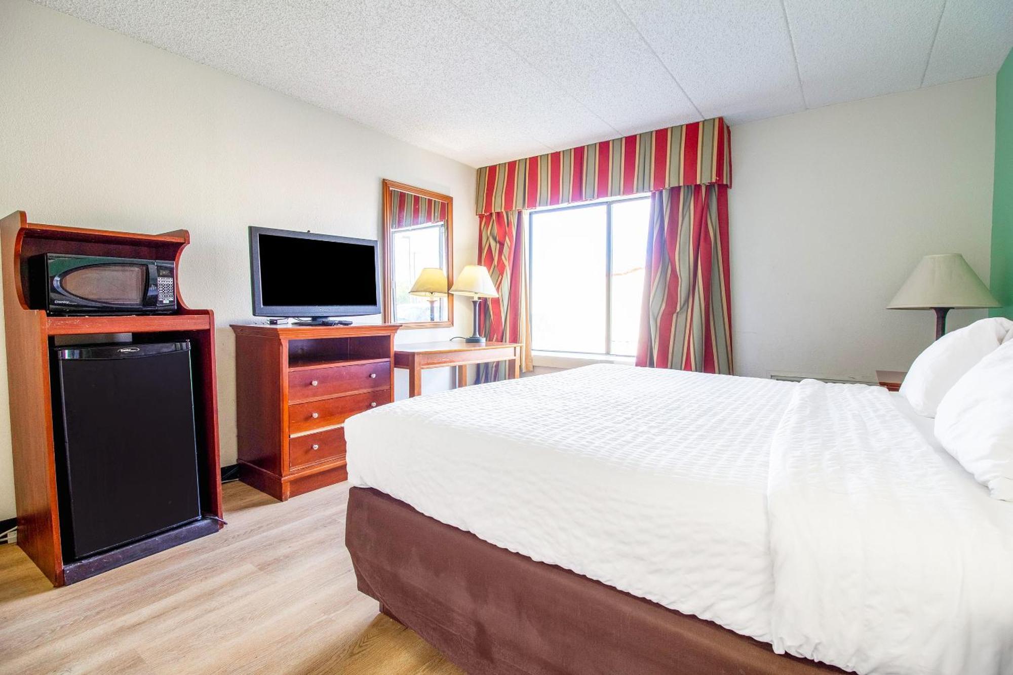 Tulsa Square Hotel Central, I-44 By Oyo Экстерьер фото